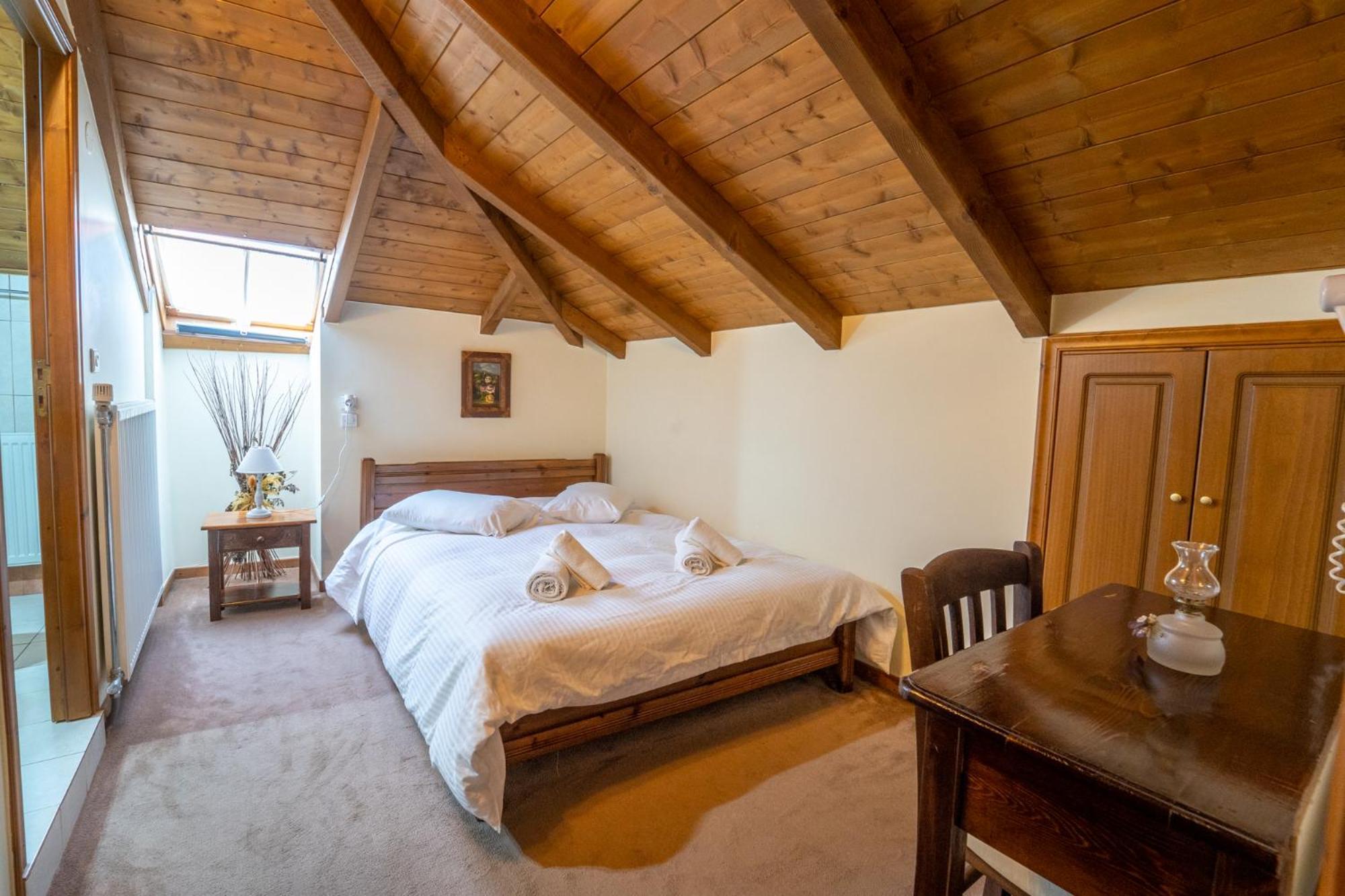 Semeli Guesthouse Karpenísion Eksteriør billede